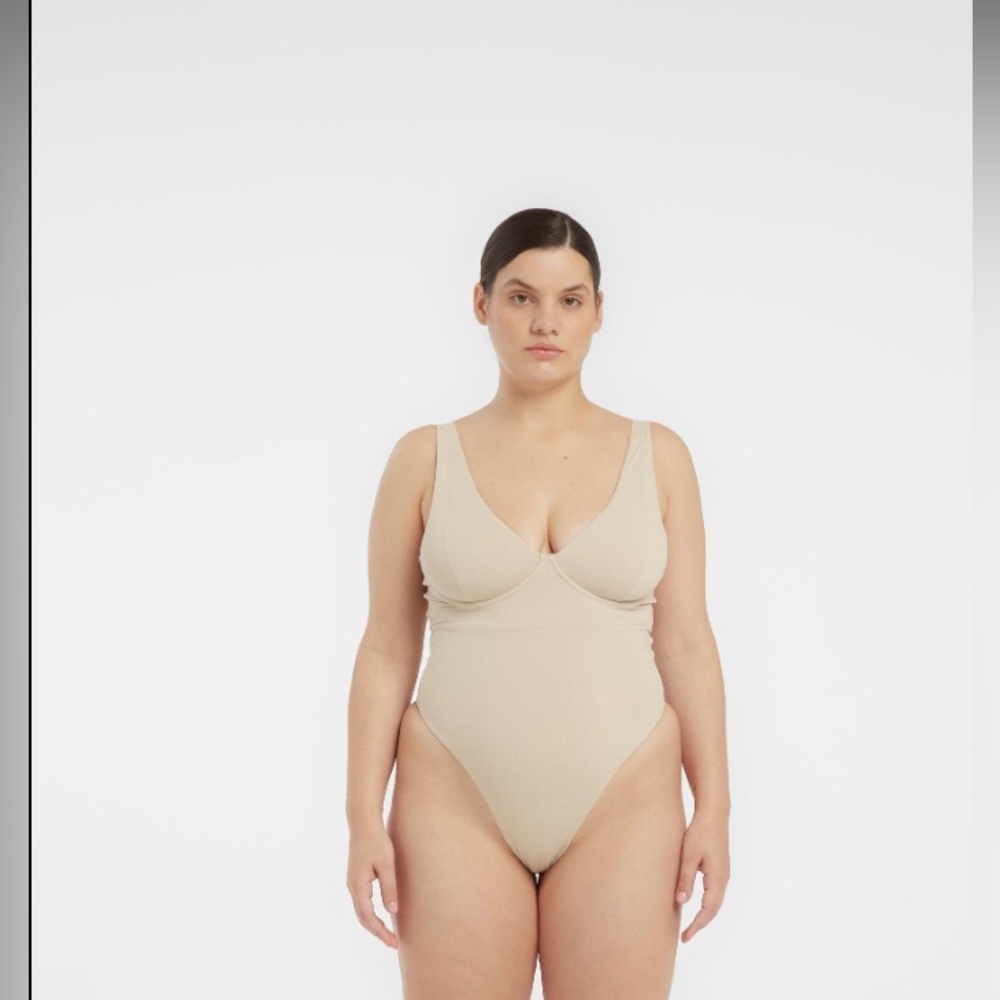 Riot Swim Liv One Piece in Coconut (XL)